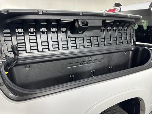 Used 2025 RAM 1500 Limited image 9