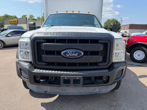 Used 2016 Ford F550 4x4 Regular Cab Super Duty image 3