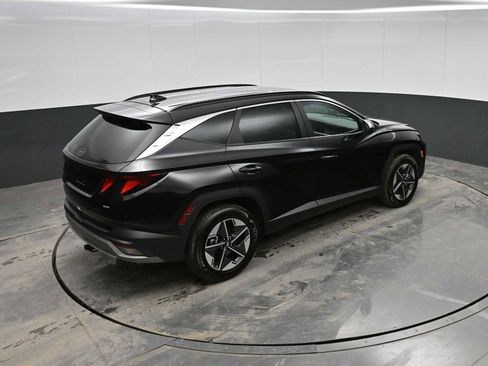 Certified 2025 Hyundai Tucson SEL image 28