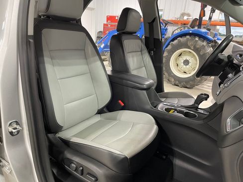 Used 2021 Chevrolet Equinox Premier image 27