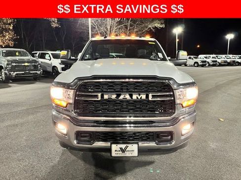 New 2024 RAM 3500 Tradesman image 3