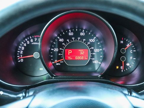 Used 2016 Kia Soul FWD image 28