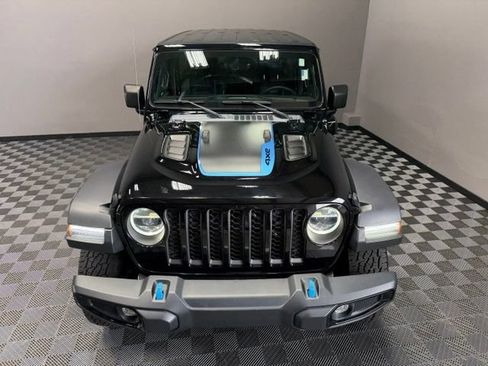 Used 2022 Jeep Wrangler Unlimited Rubicon 4xe w/ Cold Weather Group AWD/4WD image 5