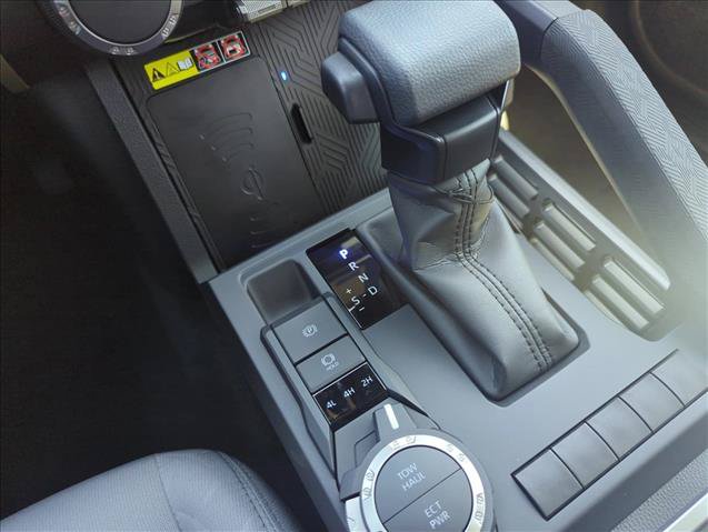 Certified 2026 Toyota Tacoma SR5 AWD/4WD image 19