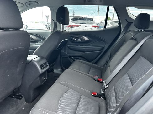 Used 2024 GMC Terrain SLE AWD/4WD image 11