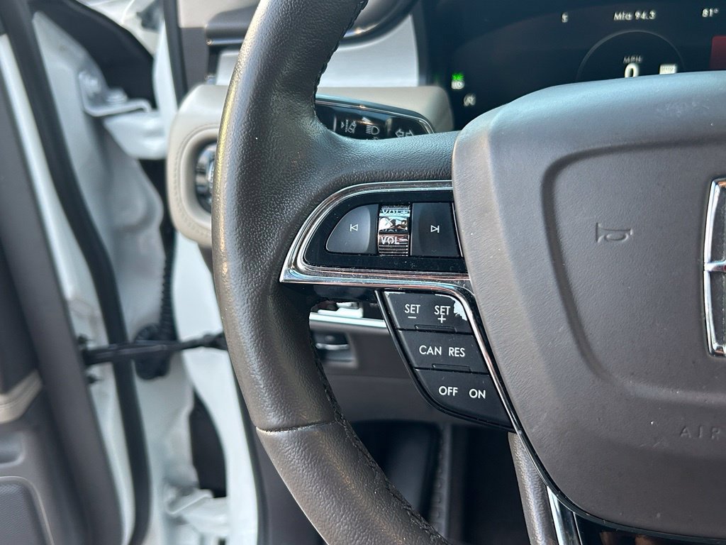 Used 2023 Lincoln Nautilus FWD w/ Premium Package image 35