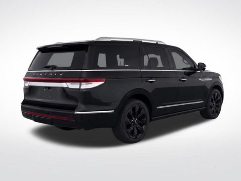 Used 2023 Lincoln Navigator Reserve AWD/4WD image 6