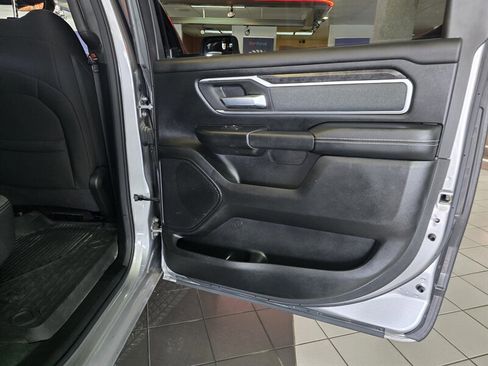 Used 2022 RAM 1500 Big Horn AWD/4WD image 12