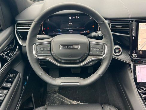 New 2026 Jeep Grand Wagoneer Summit w/ Premium Group III image 14