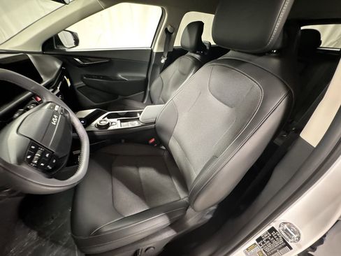 New 2025 Kia EV6 Light image 16