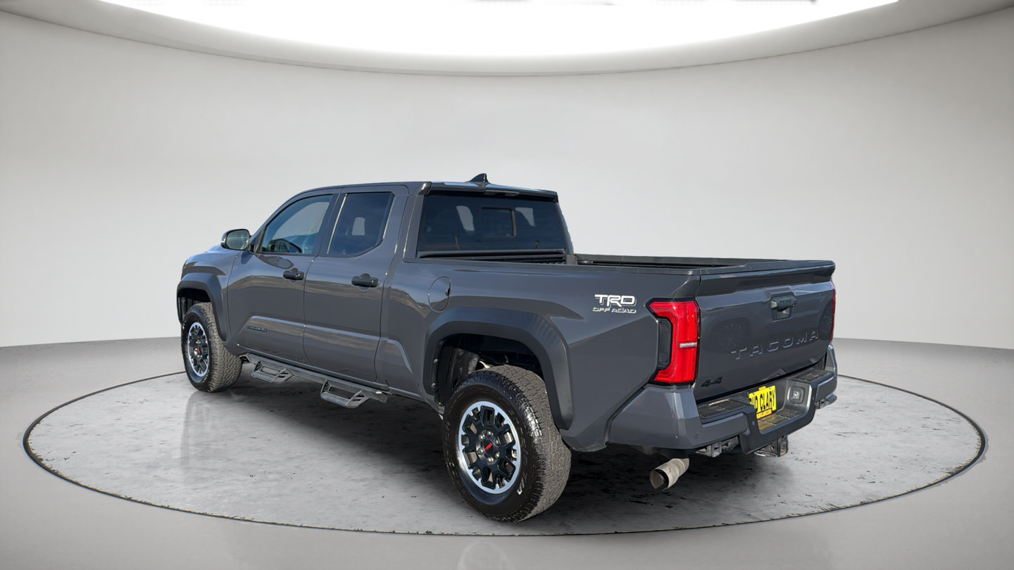 Used 2024 Toyota Tacoma TRD Off-Road w/ TRD Off Road Upgrade Package AWD/4WD image 7