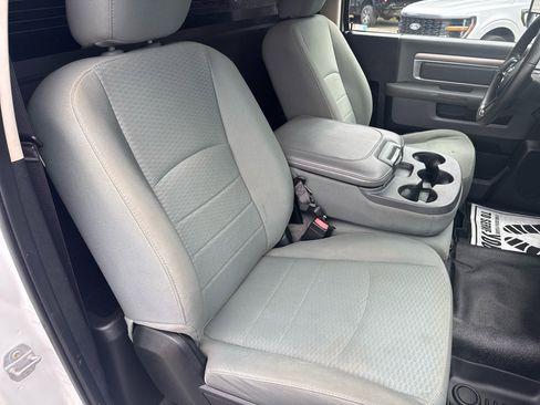 Used 2015 RAM 3500 Tradesman w/ Power & Remote Entry Group image 24