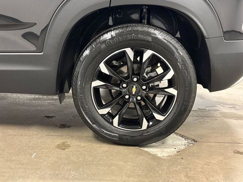 Used 2021 Chevrolet TrailBlazer LT FWD image 14