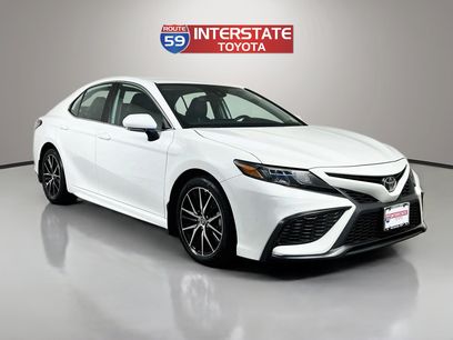 Used 2024 Toyota Camry SE w/ Cold Weather Package