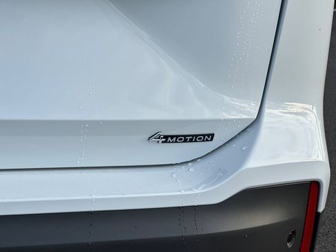 New 2026 Volkswagen Tiguan S AWD/4WD image 24