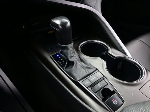 Used 2024 Toyota Camry XSE image 21