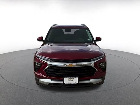 Used 2025 Chevrolet TrailBlazer LT image 3