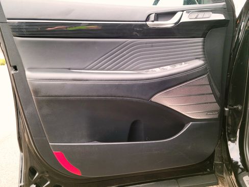 Used 2024 Hyundai Palisade Calligraphy image 8