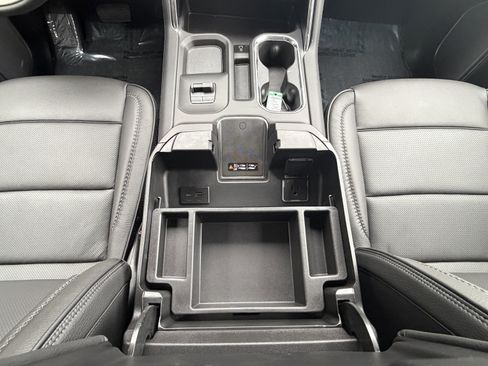 New 2026 GMC Sierra 3500 Denali w/ Denali Reserve Package image 36