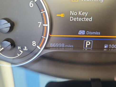 Used 2021 Nissan Altima 2.5 SR w/ SR Premium Package image 24