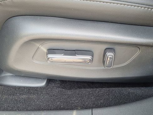 New 2026 Honda HR-V EX-L image 12