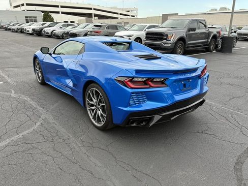 Used 2024 Chevrolet Corvette Stingray Premium Conv w/ Stealth Interior Trim Package RWD image 7
