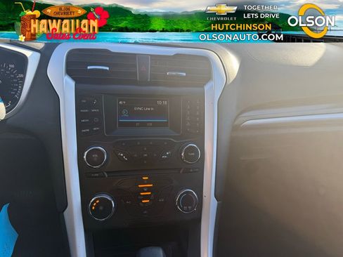 Used 2015 Ford Fusion SE image 29