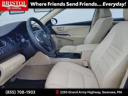 Used 2017 Toyota Camry XLE w/ Moonroof Package FWD image 15