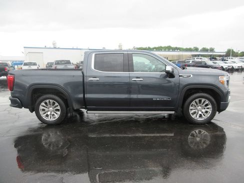 Used 2021 GMC Sierra 1500 Denali w/ Denali Ultimate Package AWD/4WD image 2