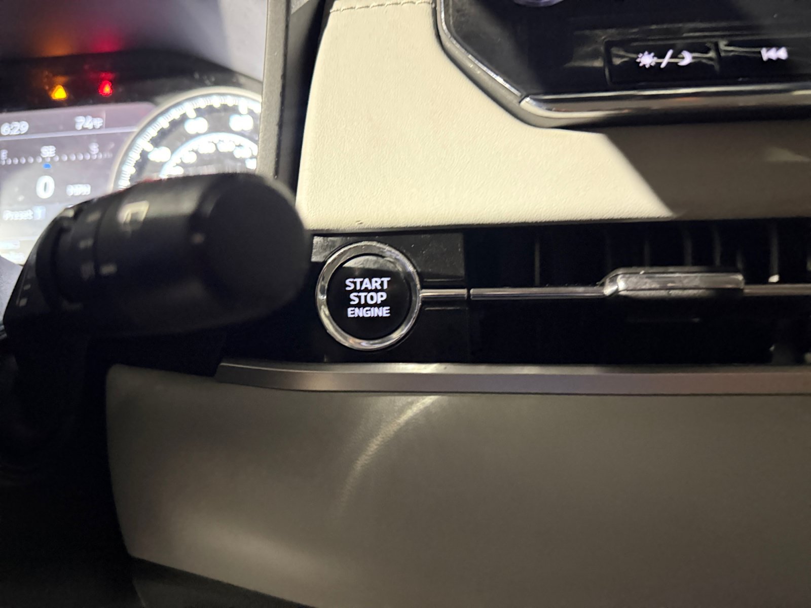 Used 2022 Mitsubishi Outlander SEL FWD image 21