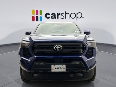 Used 2024 Toyota Tacoma SR5 AWD/4WD image 8