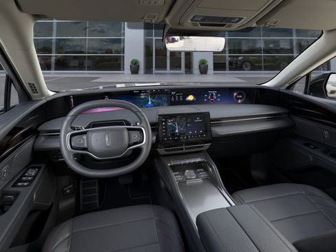 New 2026 Lincoln Nautilus Premier image 9