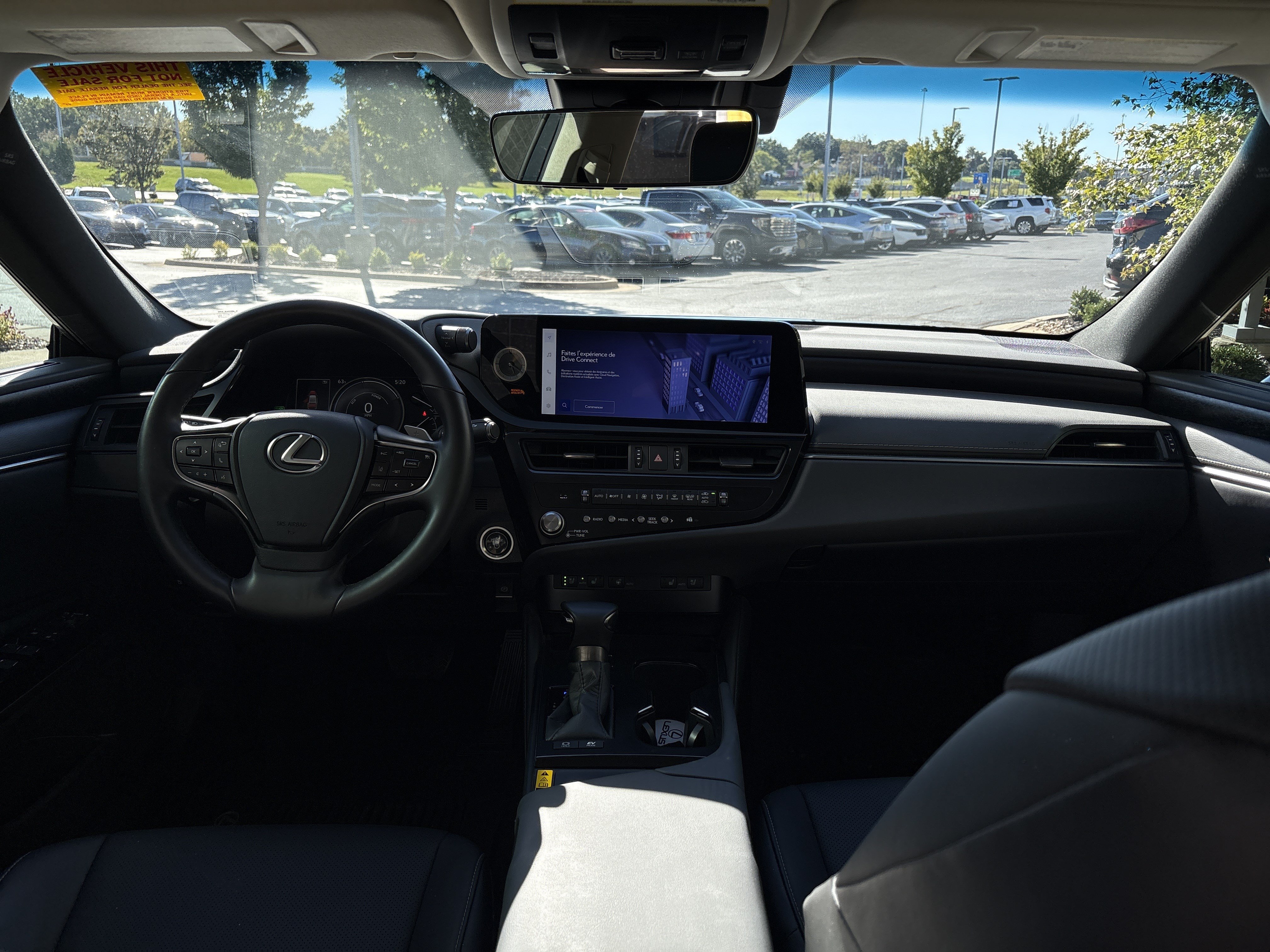 Used 2025 Lexus ES 300h w/ Premium Package FWD image 16