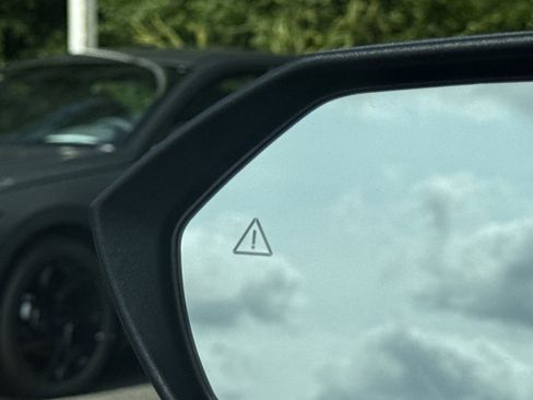 New 2026 Hyundai Elantra SE FWD image 16