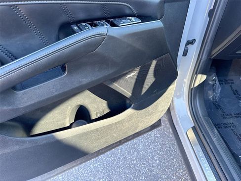 Used 2022 Kia Sorento SX image 19