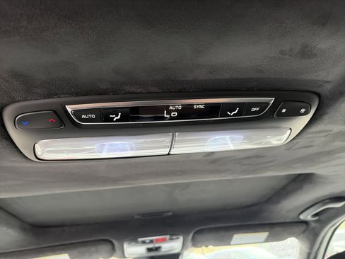 Used 2024 Kia Telluride SX Prestige X-Pro AWD/4WD image 23