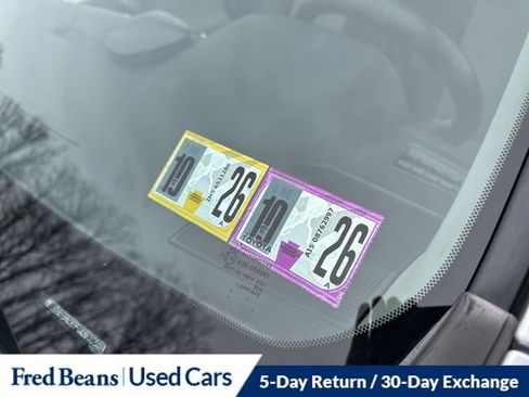 Used 2015 Toyota RAV4 LE image 4