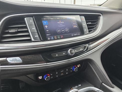 Used 2020 Buick Enclave Avenir w/ Avenir Technology Package AWD/4WD image 22