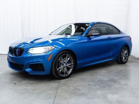 Used 2015 BMW M235i xDrive Coupe image 3