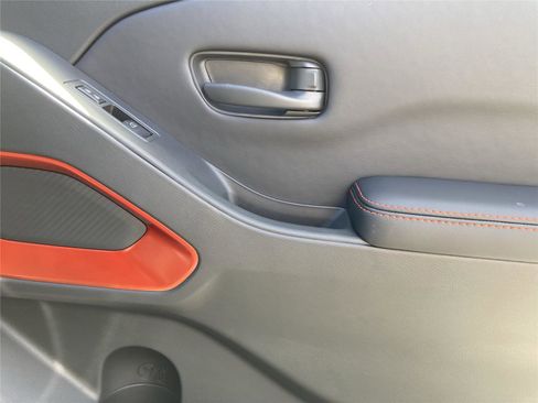 New 2026 Nissan Frontier PRO-4X w/ Pro-4x Convenience Package image 33