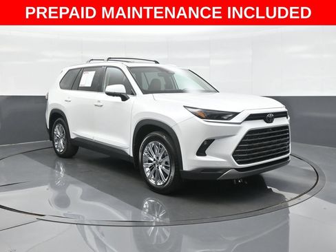 Certified 2026 Toyota Grand Highlander AWD image 1