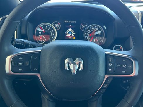 Used 2025 RAM 1500 Big Horn AWD/4WD image 19