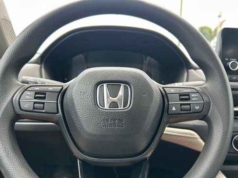 Used 2025 Honda Accord SE image 22
