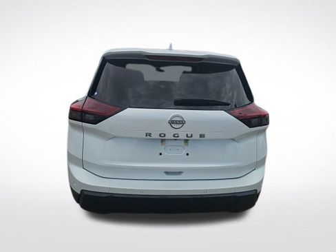 Used 2025 Nissan Rogue SV FWD image 7