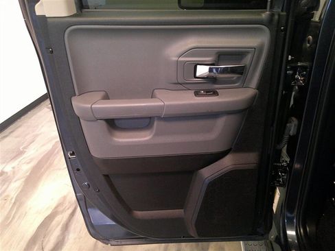 Used 2017 RAM 1500 Big Horn image 32