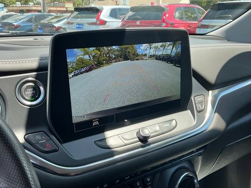 Used 2025 Chevrolet Blazer LT FWD image 35