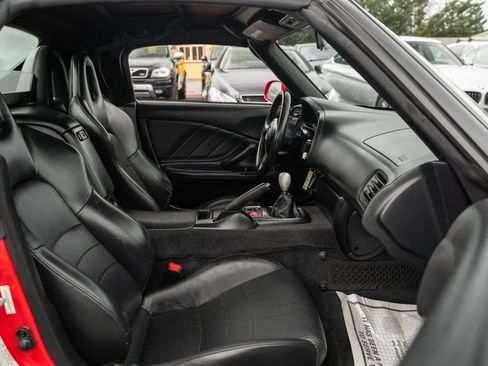 Used 2000 Honda S2000 image 19