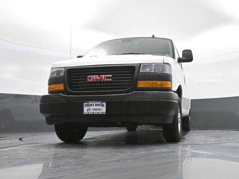 New 2025 GMC Savana 2500 w/ Driver Convenience Package image 19