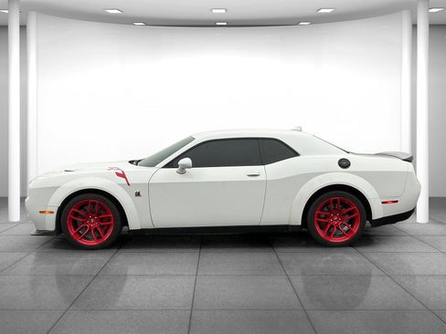 Used 2021 Dodge Challenger R/T Scat Pack image 4