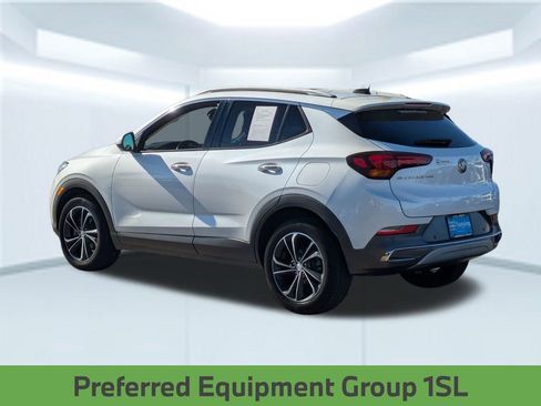 Used 2022 Buick Encore GX Essence w/ Advanced Technology Package image 4